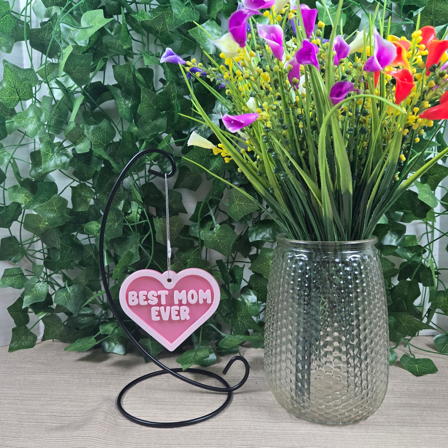 Beautiful 3D printed Best Mom Ever Decoration, Multiple Color Options Available