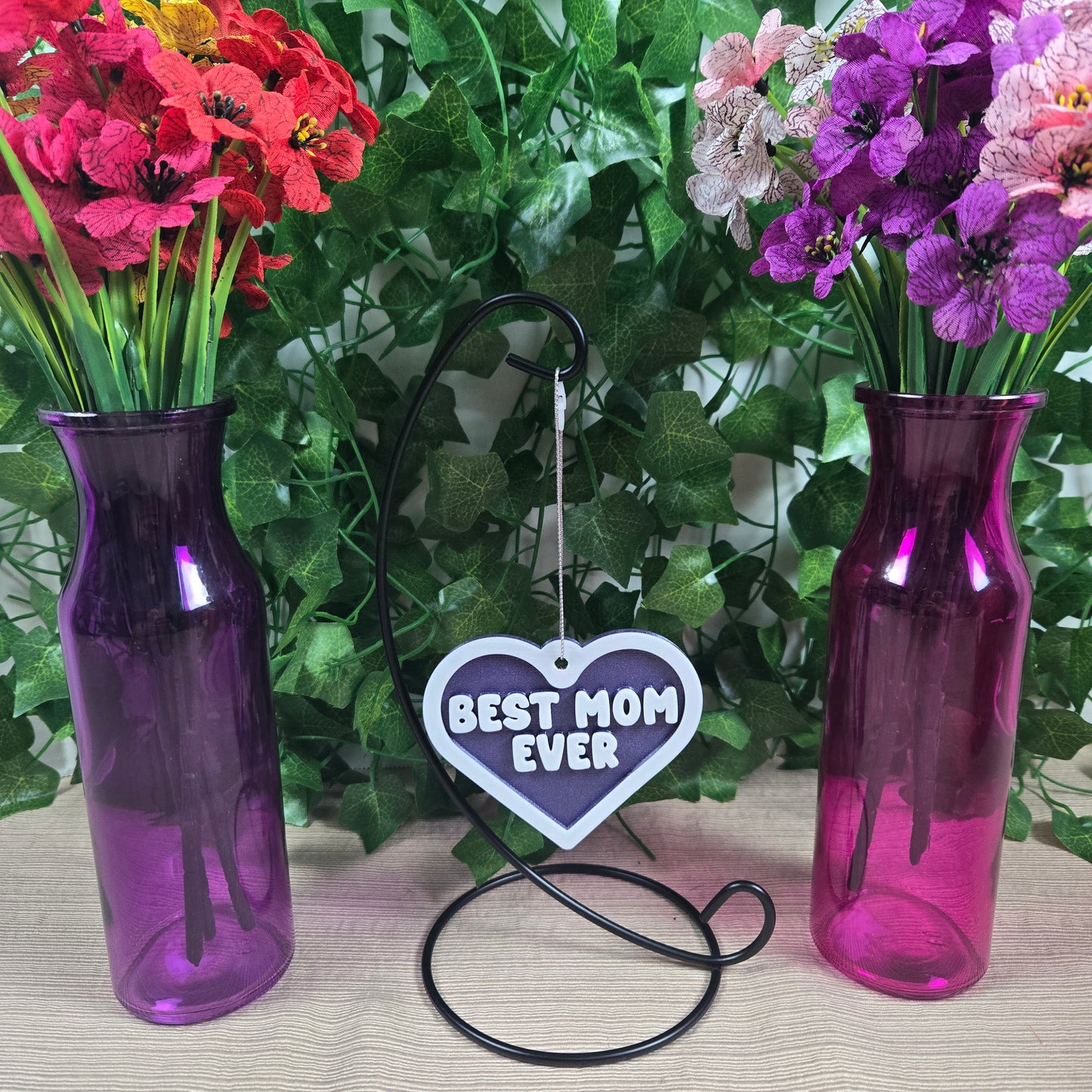 Beautiful 3D printed Best Mom Ever Decoration, Multiple Color Options Available