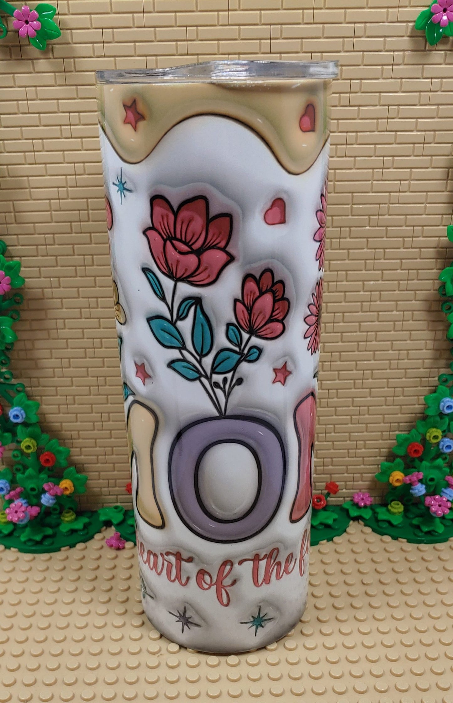 Inflated floral "Mom heart of the family" Tumbler image 2