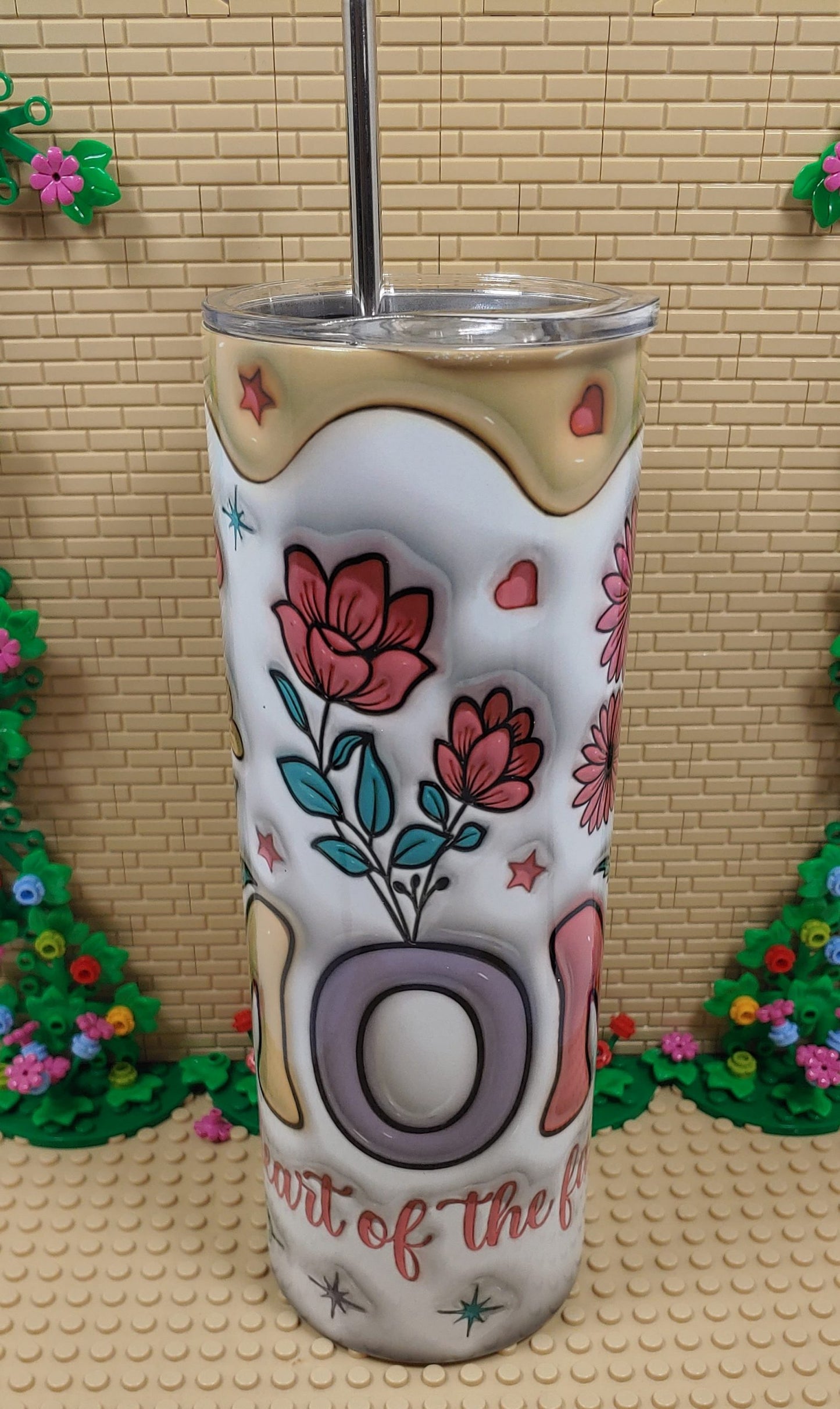 Inflated floral "Mom heart of the family" Tumbler image 3