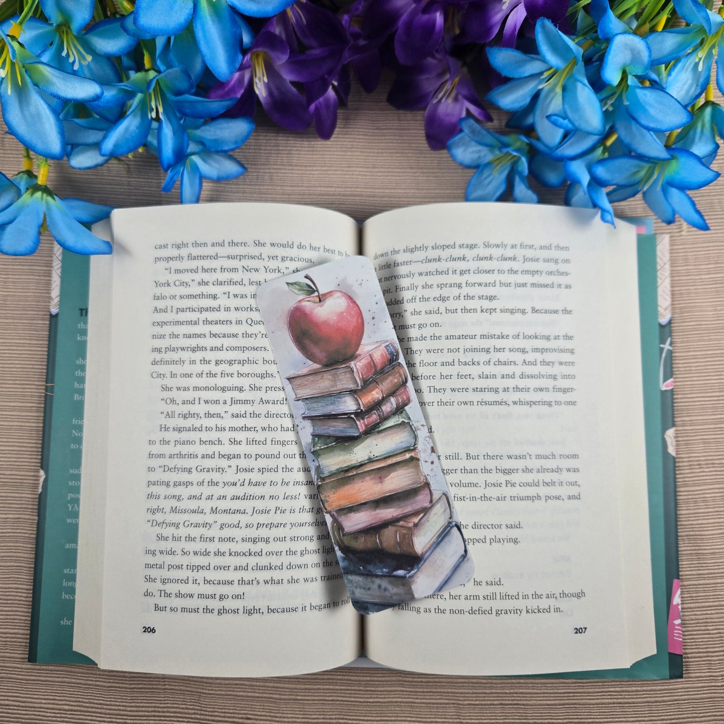 Apples & Books Bookmarks